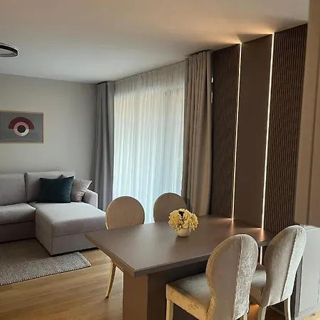 Amaliana By Florideiulie Apartaments Brasov Exterior photo