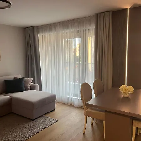 Amaliana By Florideiulie Apartaments Brasov Exterior photo